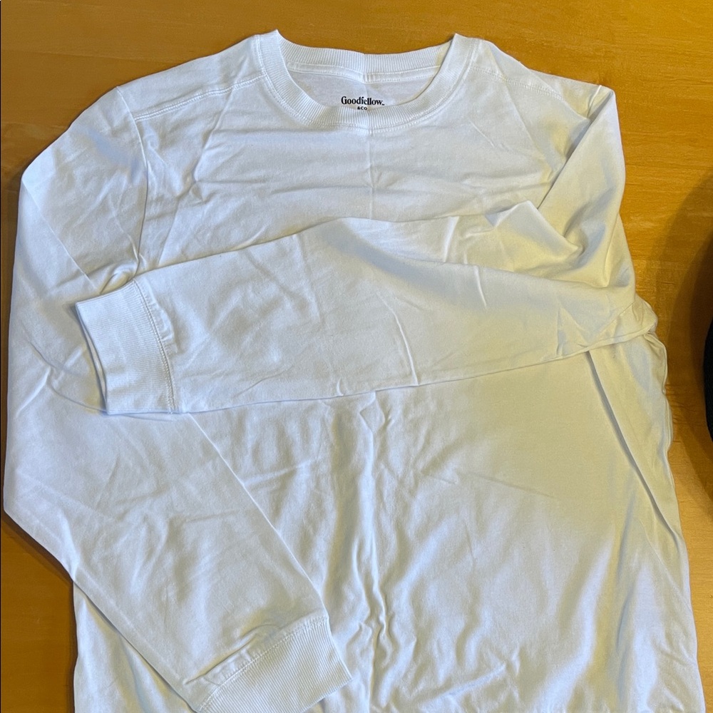 Goodfellow & Co Men's Classic White Long Sleeve Tee